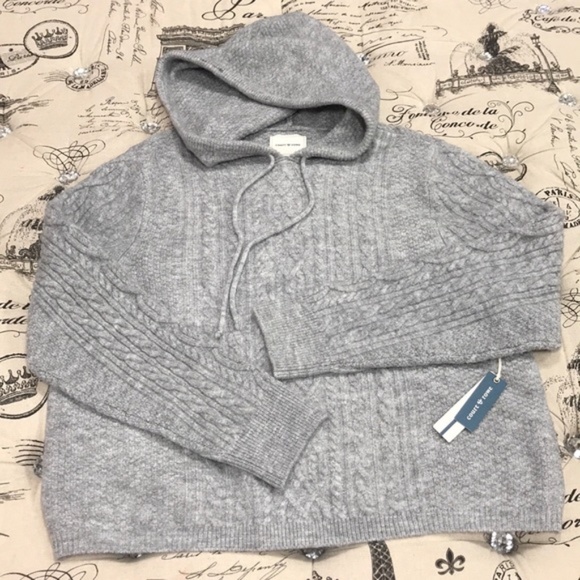 Court & Rowe Hooded Cable Sweater - Picture 3 of 7